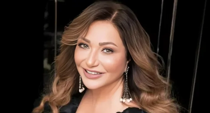 مهرجان إسكندرية يدافع عن ليلى علوي ضد اتهامها بالاعتداء على صحفي